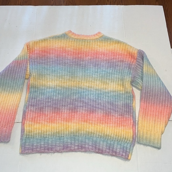 Hello Kitty forever 21-S-rainbow Valentine scenario crewneck embroidered sweater - Picture 2 of 10